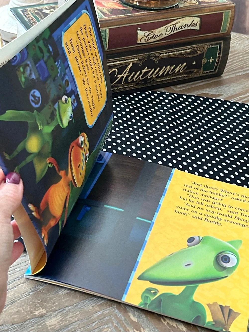 PBS Kids Dinosaur Train The Spooky Scavenger Hunt Halloween Holiday Book